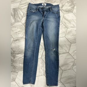 Paige Verdugo skinny Jean